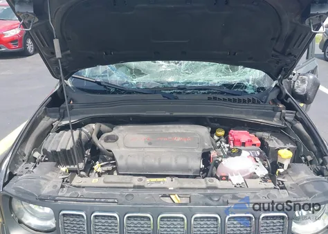 2019 Jeep Renegade Latitude Fwd from USA, damaged, VIN ZACNJABB0KPK03648